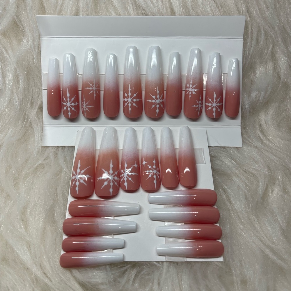 Press on Nails Handmade 24 pack size XL.